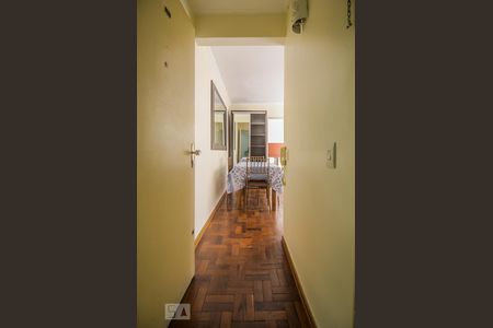Hall de Entrada de apartamento para alugar com 1 quarto, 48m² em Centro Histórico, Porto Alegre