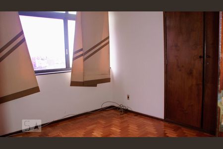 Quarto de apartamento para alugar com 4 quartos, 150m² em Funcionários, Belo Horizonte