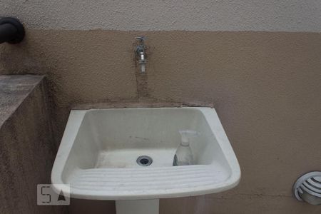 Studio para alugar com 42m², 1 quarto e sem vagaDetalhe varanda