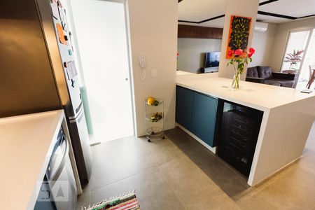 Apartamento à venda com 103m², 3 quartos e 2 vagasCozinha