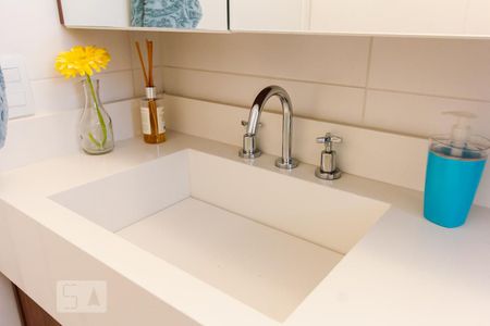 Apartamento à venda com 103m², 3 quartos e 2 vagasBanheiro 2 Pia