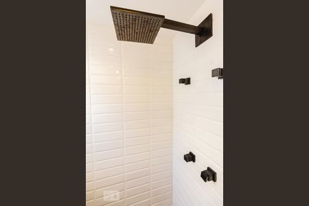 Apartamento à venda com 103m², 3 quartos e 2 vagasBanheiro da Suíte 1 Chuveiro