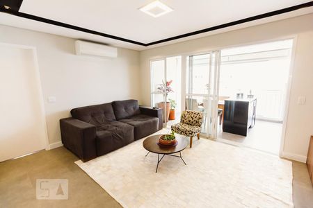 Sala de apartamento à venda com 3 quartos, 103m² em Água Branca, São Paulo