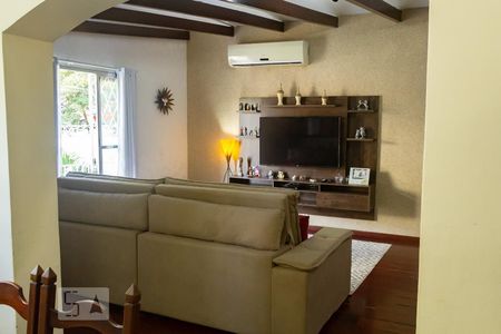 Casa à venda com 441m², 5 quartos e 4 vagassala de jantar