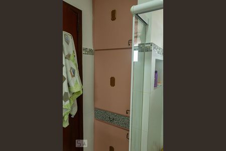 Casa à venda com 441m², 5 quartos e 4 vagasBanheiro da Suíte