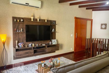 Casa à venda com 441m², 5 quartos e 4 vagassala 2