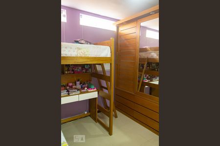 Casa à venda com 441m², 5 quartos e 4 vagasQuarto 2