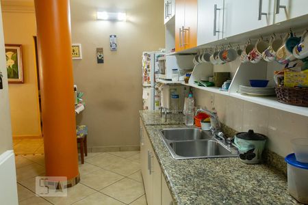 Casa à venda com 441m², 5 quartos e 4 vagaspia da cozinha