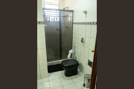 Casa à venda com 441m², 5 quartos e 4 vagasBanheiro da Suíte