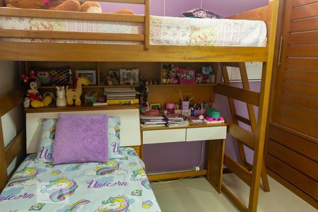 Casa à venda com 441m², 5 quartos e 4 vagasQuarto 2