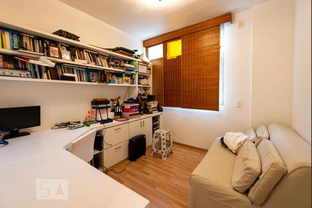 Apartamento para alugar com 160m², 4 quartos e 1 vaga Apartamento para alugar com 160m², 4 quartos e 1 vagaQuarto 1