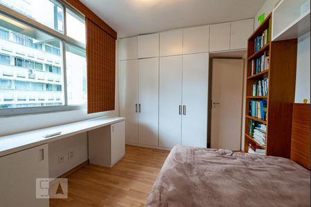 Apartamento para alugar com 160m², 4 quartos e 1 vaga Apartamento para alugar com 160m², 4 quartos e 1 vagaQuarto 3
