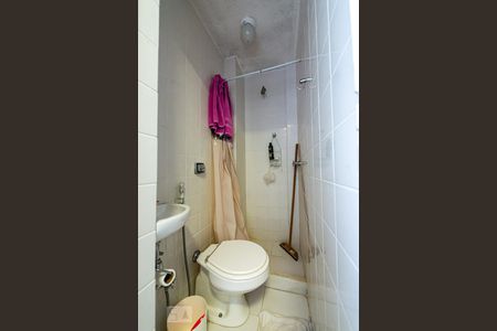 Apartamento para alugar com 160m², 4 quartos e 1 vaga Apartamento para alugar com 160m², 4 quartos e 1 vagaBanheiro de Serviço