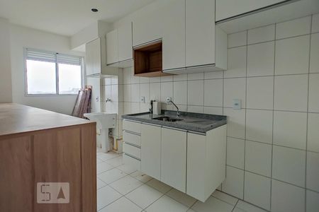 Apartamento para alugar com 30m², 1 quarto e 2 vagas Apartamento para alugar com 30m², 1 quarto e 2 vagasCozinha