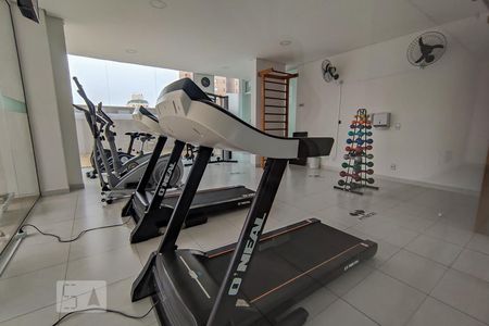Apartamento para alugar com 30m², 1 quarto e 2 vagas Apartamento para alugar com 30m², 1 quarto e 2 vagasÁrea comum - Academia