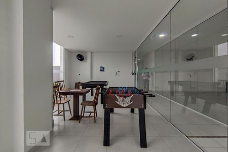 Apartamento para alugar com 30m², 1 quarto e 2 vagas Apartamento para alugar com 30m², 1 quarto e 2 vagasÁrea comum - Salão de Jogos