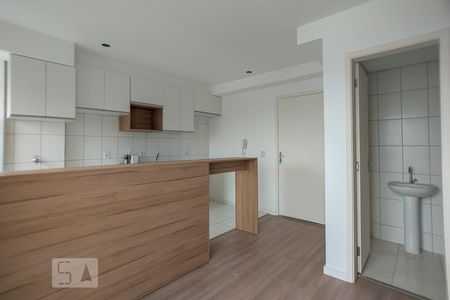 Sala de apartamento para alugar com 1 quarto, 30m² em Pestana, Osasco