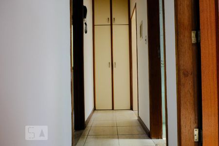 Apartamento à venda com 55m², 2 quartos e 1 vagaCorredor