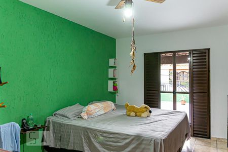 Suíte 1 de casa à venda com 3 quartos, 200m² em Jardim Santa Emília, São Paulo