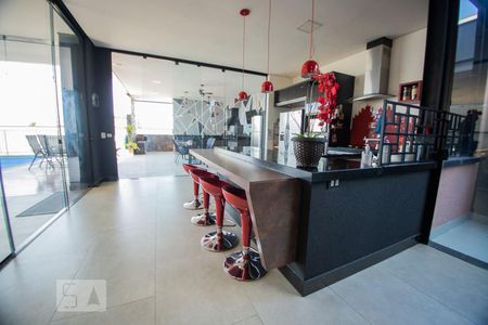 Casa à venda com 520m², 5 quartos e 6 vagascozinha