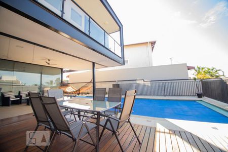 Casa à venda com 520m², 5 quartos e 6 vagaspiscina