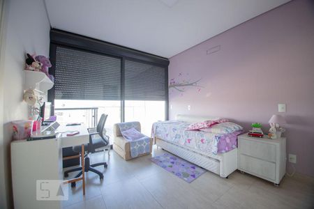 Casa à venda com 520m², 5 quartos e 6 vagassuite 3