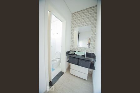 Casa à venda com 520m², 5 quartos e 6 vagaslavabo sala piso 2