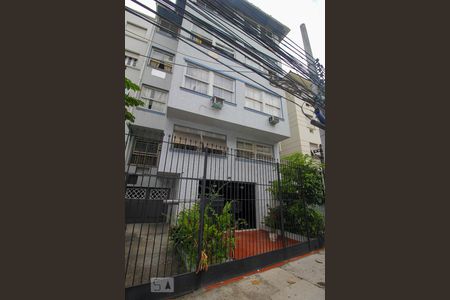 Apartamento para alugar com 80m², 2 quartos e 1 vagaFachada