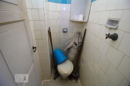 Apartamento para alugar com 80m², 2 quartos e 1 vagaBanheiro de Serviço