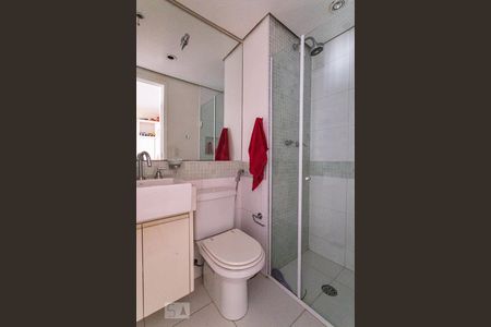 Apartamento à venda com 130m², 4 quartos e 2 vagas Apartamento à venda com 130m², 4 quartos e 2 vagasBanheiro Suíte 2