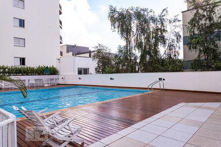 Apartamento à venda com 130m², 4 quartos e 2 vagas Apartamento à venda com 130m², 4 quartos e 2 vagasPiscina