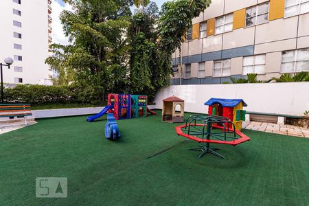 Apartamento à venda com 130m², 4 quartos e 2 vagas Apartamento à venda com 130m², 4 quartos e 2 vagasParquinho