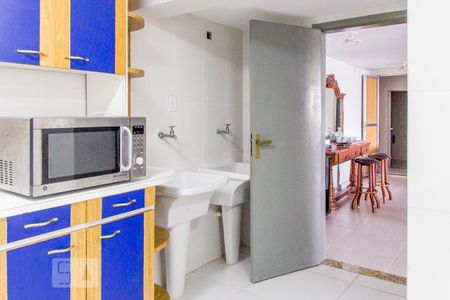 Cozinha salão de festas de casa à venda com 5 quartos, 950m² em Jardim Guanabara, Rio de Janeiro