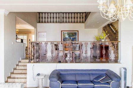 Sala de casa à venda com 5 quartos, 950m² em Jardim Guanabara, Rio de Janeiro