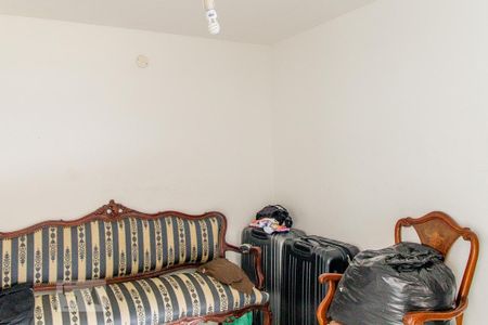 Casa à venda com 950m², 5 quartos e 4 vagas Casa à venda com 950m², 5 quartos e 4 vagasQuarto de Serviço