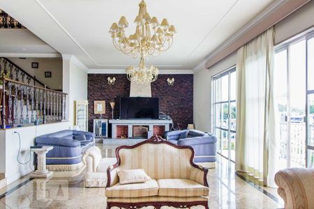 Sala de casa à venda com 5 quartos, 950m² em Jardim Guanabara, Rio de Janeiro