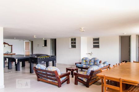 Salão de jogos de casa à venda com 5 quartos, 950m² em Jardim Guanabara, Rio de Janeiro