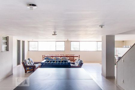Casa à venda com 950m², 5 quartos e 4 vagas Casa à venda com 950m², 5 quartos e 4 vagasSalão de jogos