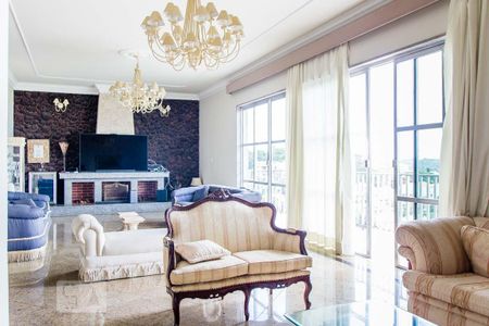 Sala de casa à venda com 5 quartos, 950m² em Jardim Guanabara, Rio de Janeiro