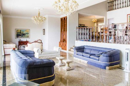 Sala de casa à venda com 5 quartos, 950m² em Jardim Guanabara, Rio de Janeiro