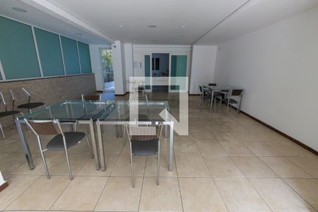 Apartamento à venda com 30m², 1 quarto e 1 vaga Apartamento à venda com 30m², 1 quarto e 1 vagaSalão de festas