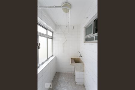 Apartamento à venda com 70m², 2 quartos e sem vagaÁrea de Serviço