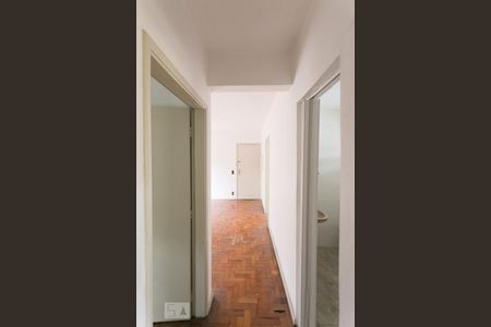 Apartamento à venda com 70m², 2 quartos e sem vagaCorredor