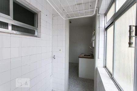 Apartamento à venda com 70m², 2 quartos e sem vagaÁrea de Serviço