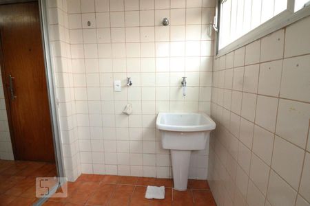 Apartamento à venda com 72m², 2 quartos e 2 vagasÁrea de Serviço