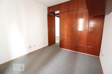Apartamento à venda com 72m², 2 quartos e 2 vagasQuarto 2