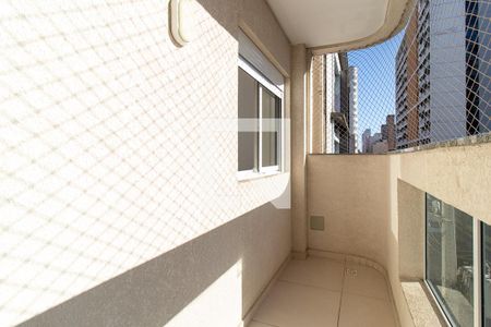 Studio para alugar com 50m², 1 quarto e sem vaga Studio para alugar com 50m², 1 quarto e sem vagaSacada