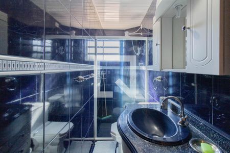 Banheiro de apartamento para alugar com 2 quartos, 51m² em Vila Rio, Guarulhos