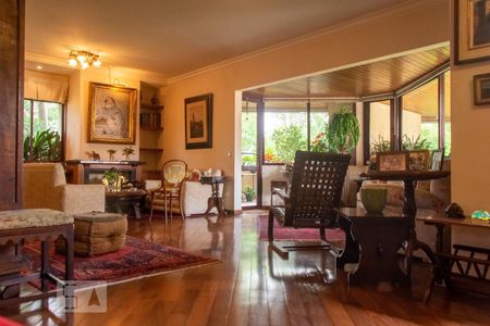 Apartamento à venda com 300m², 3 quartos e 4 vagasSala