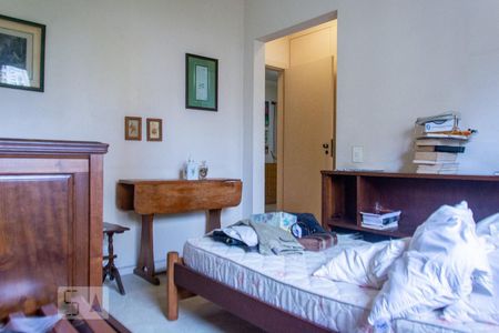 Apartamento à venda com 300m², 3 quartos e 4 vagasSuite 2